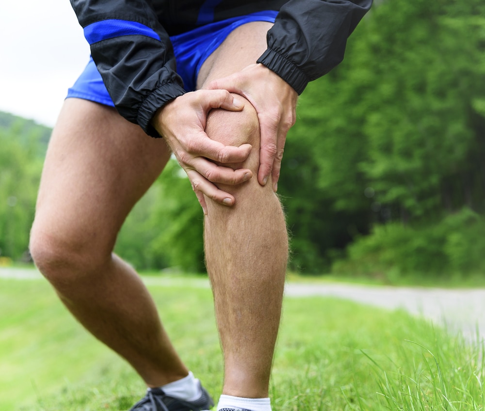 Dealing With Chronic Knee Pain And Its Treatment