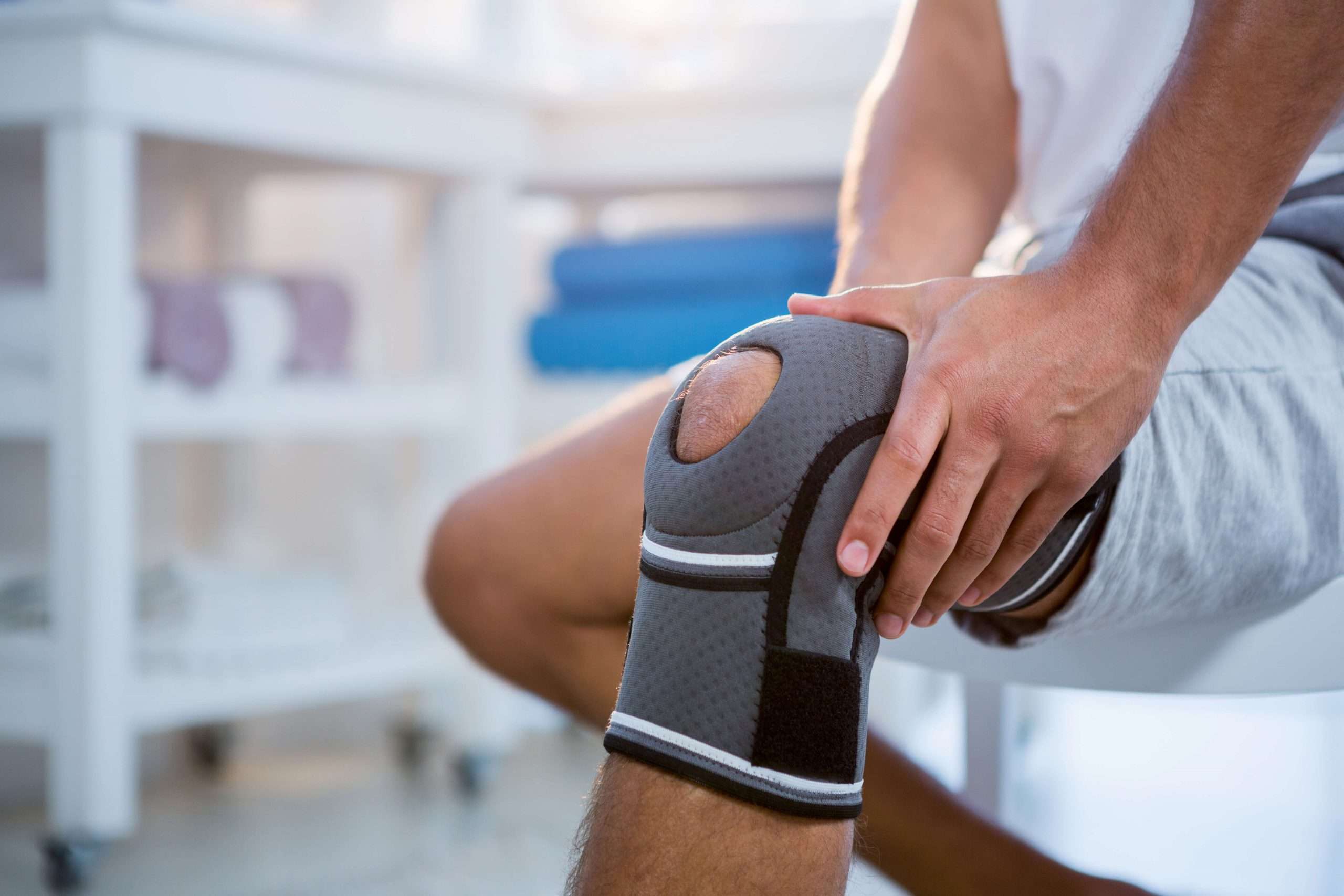 How to reduce swelling in the knee