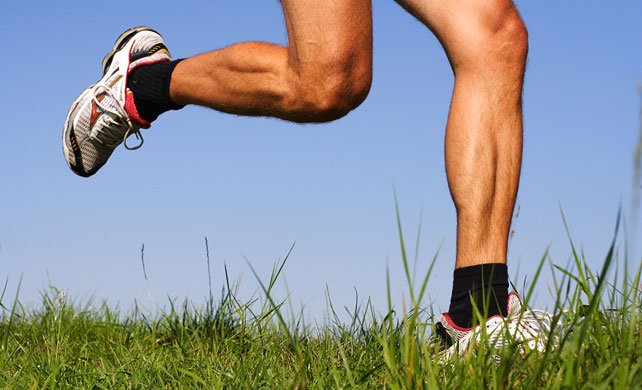 Why does my knee hurt when I run?